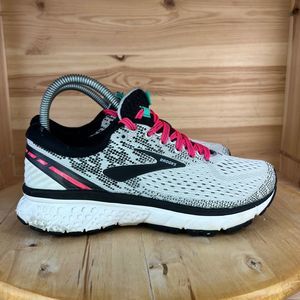 Brooks Women's Athletic Shoes - White, Black, Pink